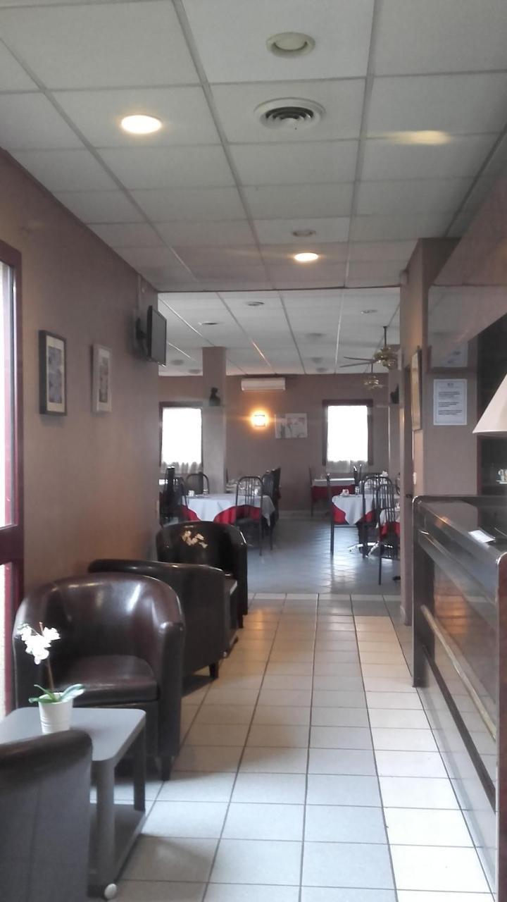 Hotel Le Saint Vincent Lyon Sud Vourles Екстер'єр фото